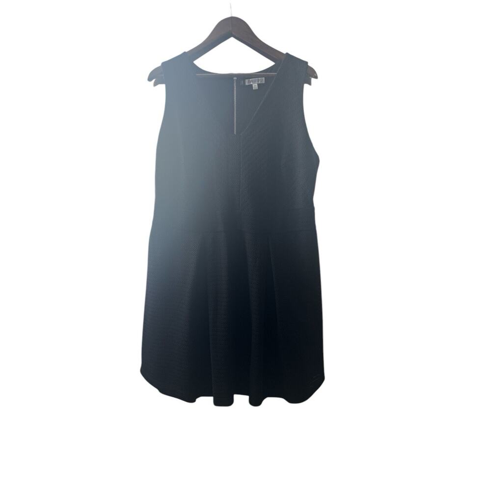 Jennifer Lopez Women’s Black Fit &Flare Eyelet Dress SZ 18W-Sleeveless V-Neck